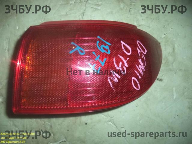 Mazda Demio 2 [DY] Фонарь правый