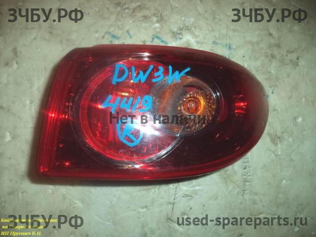 Mazda Demio 1 [DW] Фонарь правый