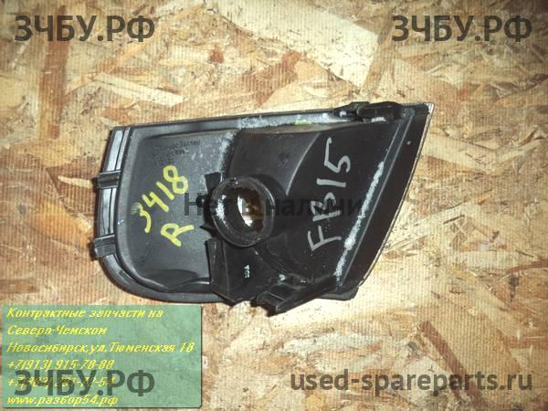 Nissan Sunny (B15) Фонарь правый