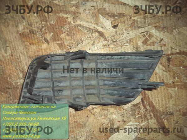 Toyota Opa Заглушка в бампер