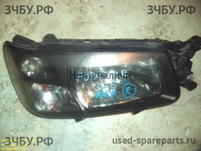 Subaru Forester 2 (S11) Фара правая