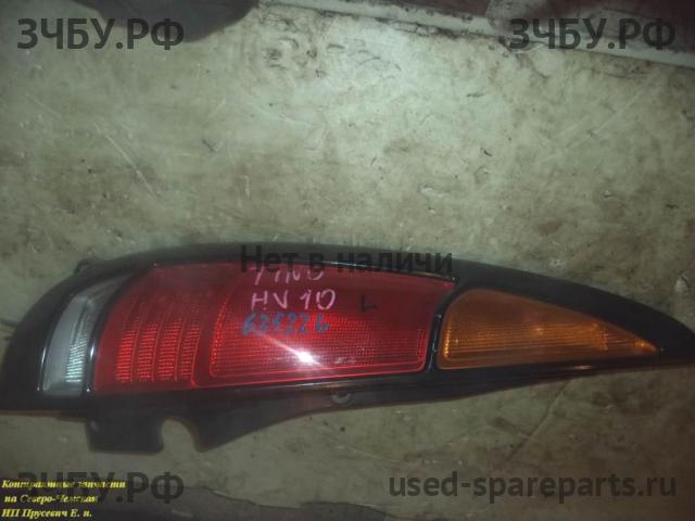 Nissan Tino Фонарь левый