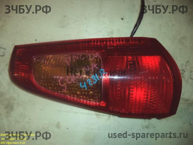 Nissan Serena 2 (C24) Фонарь правый