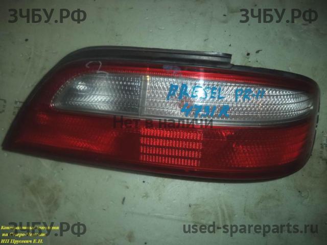 Nissan Presea 2 Фонарь правый