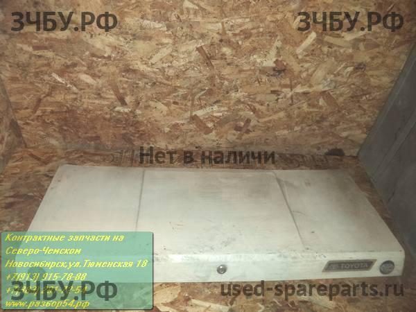 Toyota Mark 2 (X60) Крышка багажника