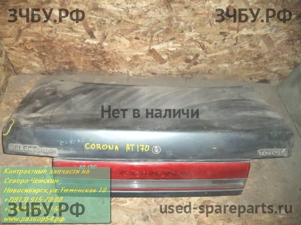 Toyota Carina (T170) Крышка багажника