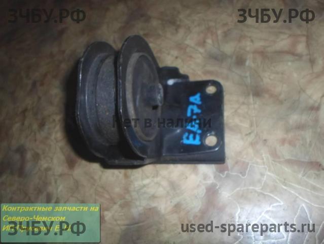 Mitsubishi Galant 8 (EA, EC) Опора двигателя