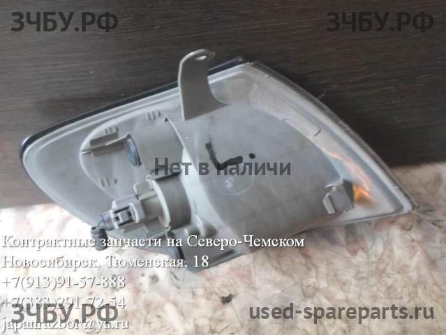 Toyota Corolla Spacio (E11) Фонарь габаритный