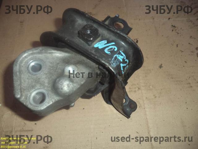 Toyota Raum 2 Опора двигателя
