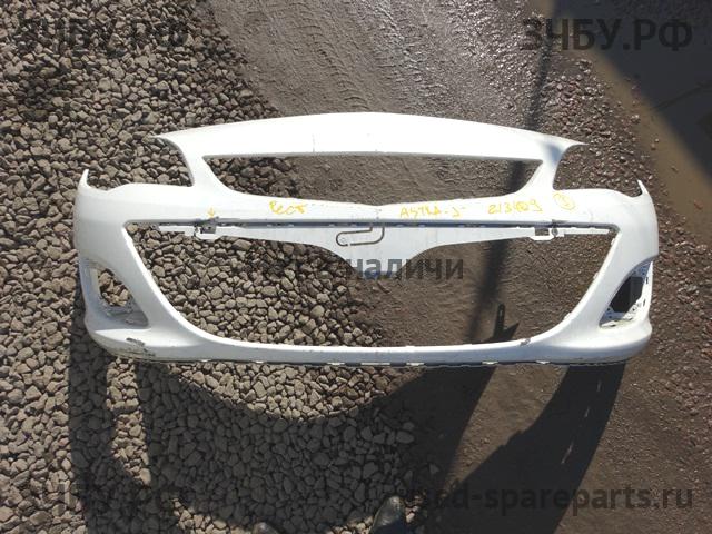 Opel Astra J Бампер передний