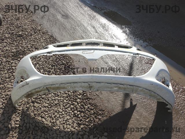 Opel Astra J Бампер передний