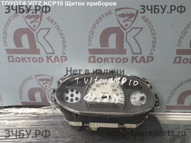 Toyota Vitz 1 Панель приборов