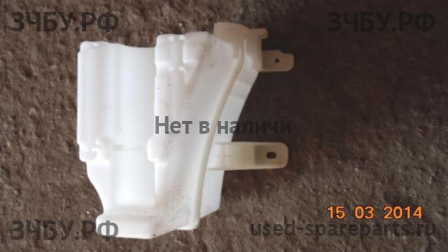 Chevrolet Aveo 3 (T300) Бачок омывателя лобового стекла