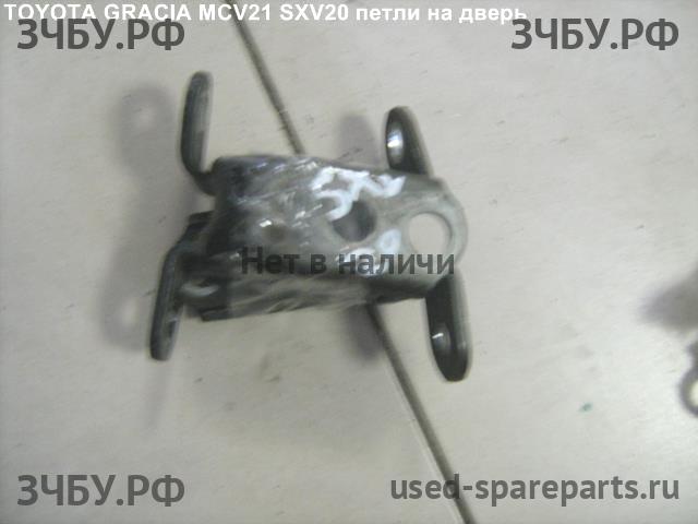 Toyota Camry 4 (V20) Петля двери