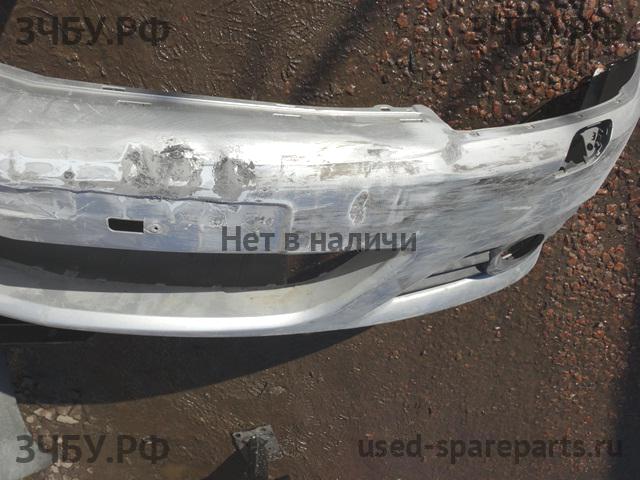 Opel Astra H Бампер передний