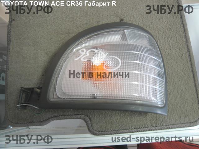 Toyota Town Ace 1 Фонарь правый