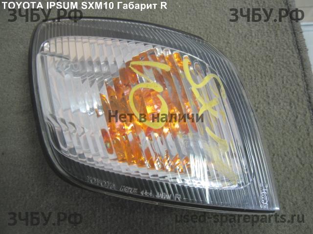 Toyota Ipsum 1 Фонарь правый