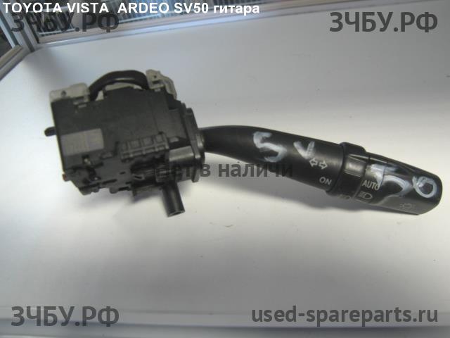 Toyota Vista (V10) Опора двигателя