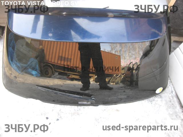 Toyota Vista (V10) Дверь багажника