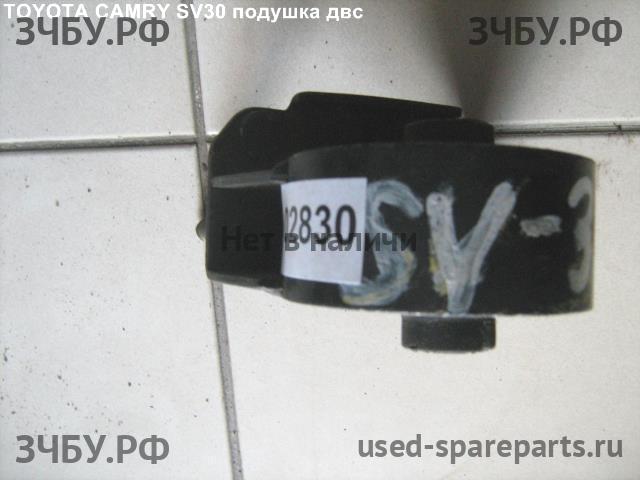 Toyota Camry 5 (V30) Опора двигателя