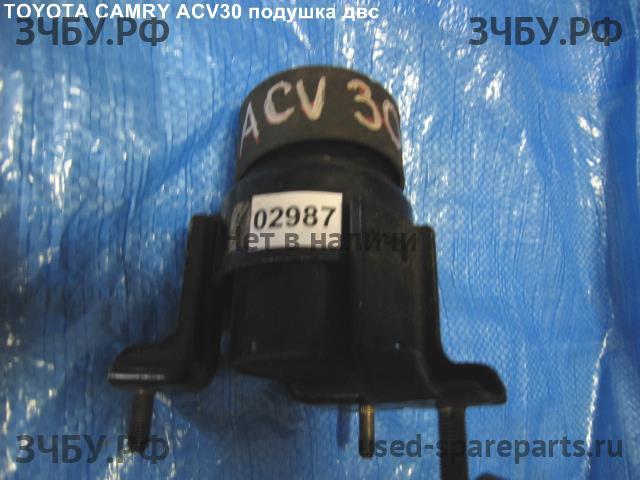 Toyota Camry 5 (V30) Опора двигателя