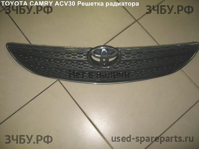 Toyota Camry 5 (V30) Решетка радиатора