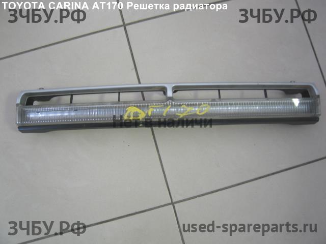 Toyota Carina.E (T190) Решетка радиатора