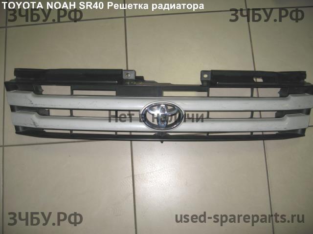Toyota Noah 1 Решетка радиатора