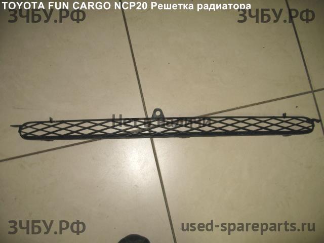Toyota Funcargo Решетка радиатора