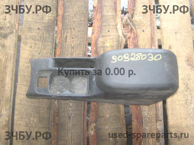 Mitsubishi Lancer 9 [CS/Classic] Консоль между сиденьями (Подлокотник)