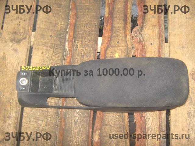 Honda Civic 8 (5D) Консоль между сиденьями (Подлокотник)