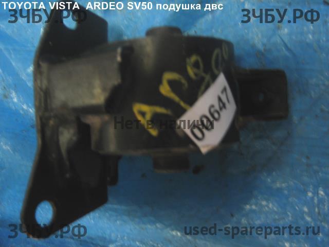 Toyota Vista (V10) Опора двигателя