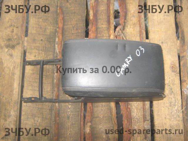 Toyota Camry 5 (V30) Консоль между сиденьями (Подлокотник)