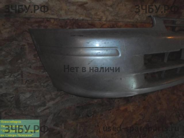 Toyota Starlet (P90) Бампер передний