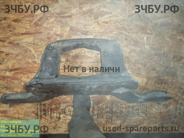 Mazda Tribute (1) [EP] Балка задняя поперечная