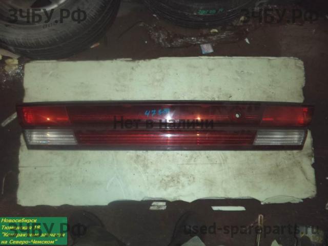 Nissan Cefiro (A32) Накладка на дверь багажника