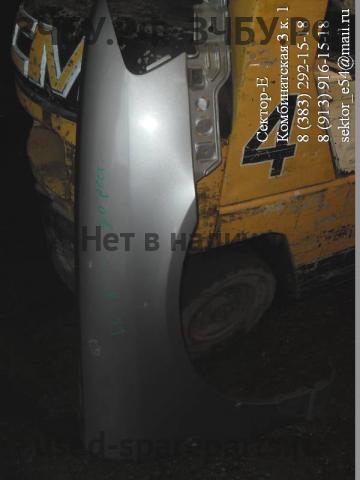 Nissan AD 2 (Y11) Крыло переднее правое