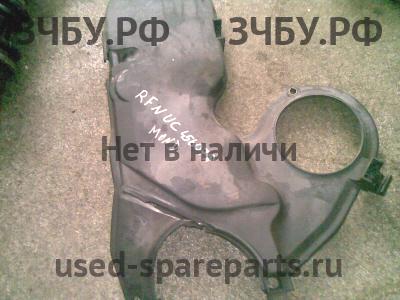Ford Mondeo 2 Крышка двигателя передняя