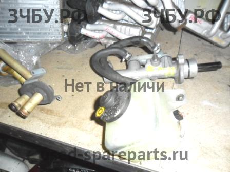 Toyota Ipsum 2 Цилиндр тормозной главный