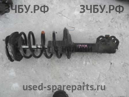 Toyota Ipsum 1 Стойка передняя правая (в сборе)
