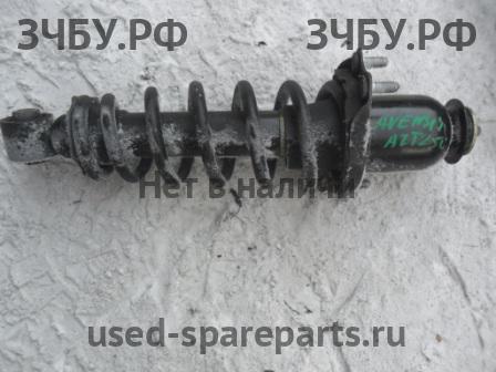 Toyota Avensis 2 Стойка задняя правая (в сборе)
