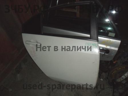 Nissan Primera P12 Дверь задняя правая
