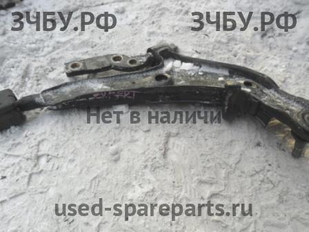 Nissan Avenir/Expert 2 (W11) Рычаг передний левый