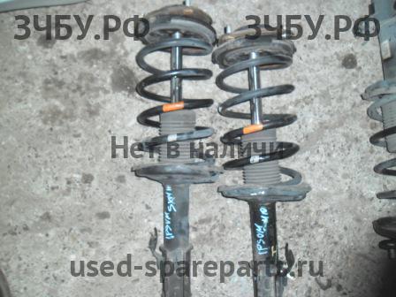 Toyota Ipsum 1 Стойка передняя правая (в сборе)