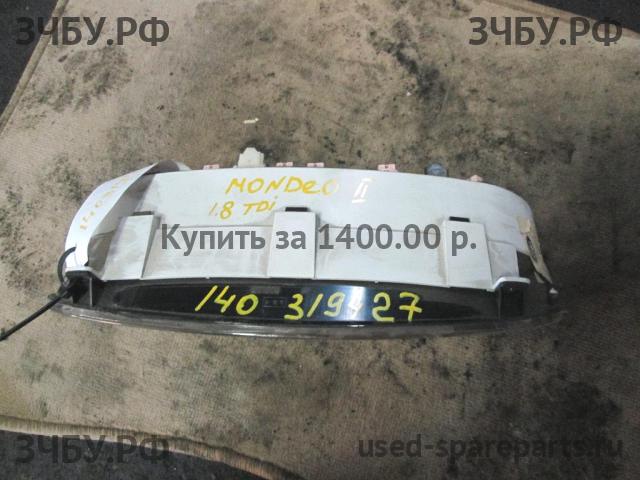 Ford Mondeo 2 Панель приборов