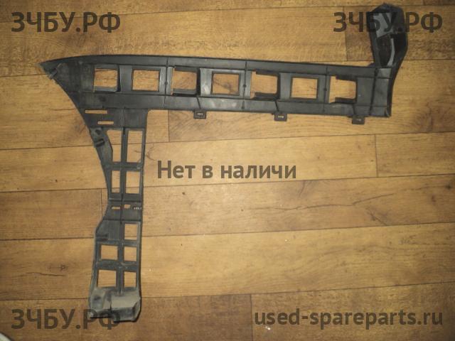 Volkswagen Passat B6 Кронштейн бампера задний