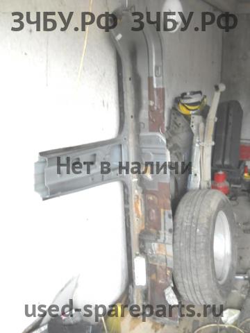 Nissan Navara 1 (D40) Порог правый