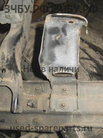 Nissan Navara 1 (D40) Кронштейн