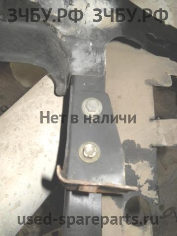Nissan Navara 1 (D40) Кронштейн
