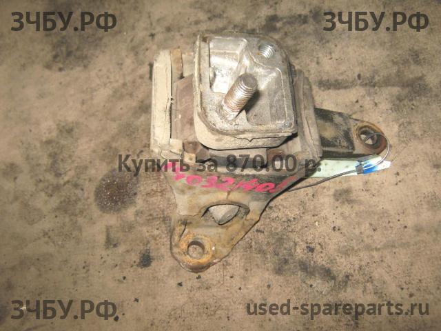 Ford Mondeo 2 Кронштейн